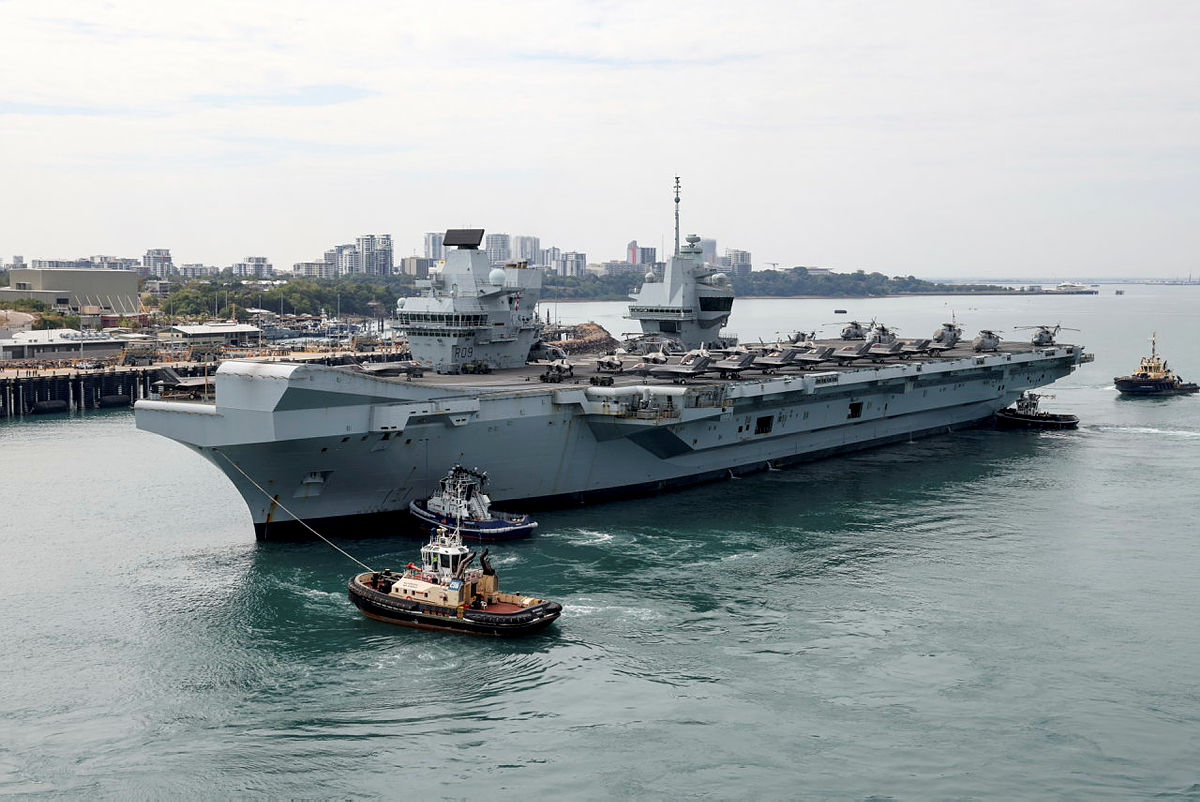 NavyLookout's tweet image. .@HMSPWLS arrived in Darwin, Australia this morning #CSG25 #TalismanSabre2025
19 Jets on deck, including 034 recovered from India (plus one USMC jet)