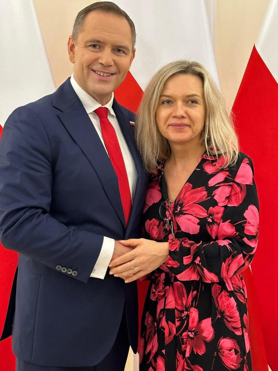 Cenne wsparcie i bardzo owocne spotkanie z Małgorzatą Wassermann👏
Wspólnie, dla Polski ! 🇵🇱 
Bądźcie z nami 6 sierpnia 😎⌛️