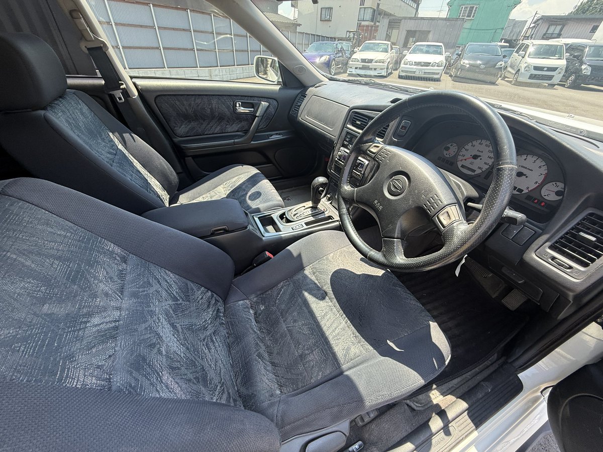 【FOR SALE】

日産　ステージア売ります。
AT・後期モデル・ターボ
92,731km

気になる方はDMください‼️

#中古車販売店
#ステージア