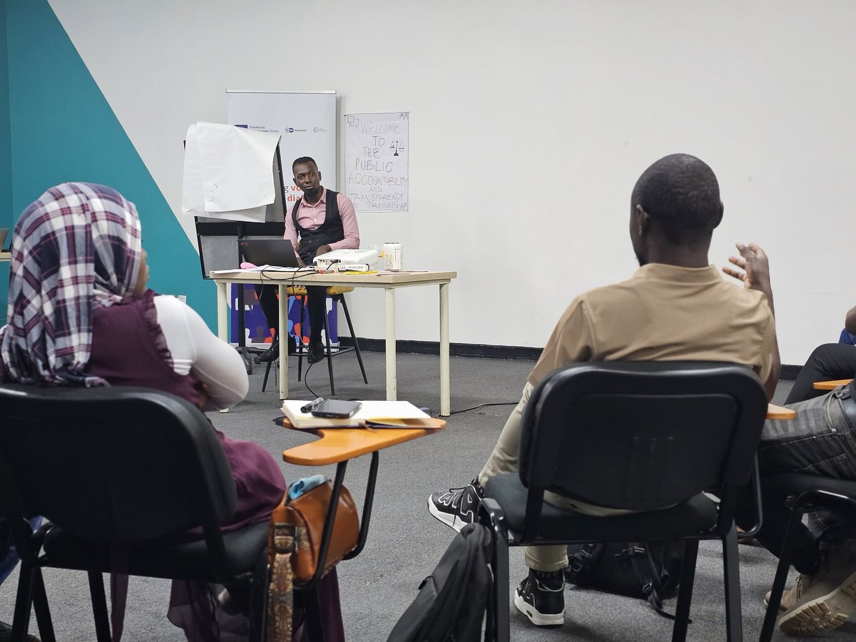 IMChallengeug's tweet image. 👥 What story of government accountability needs to be told in your community❓️
Our journalists are learning to be watchdogs for the public interest.
Share any stories in the replies!
