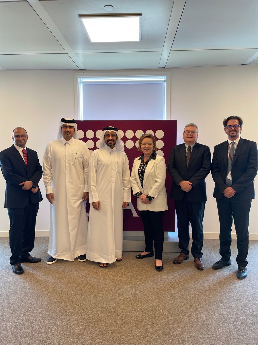 CanEmbQatar's tweet image. Great to reconnect with Qatar Investment Authority’s Developed Markets Strategic Partnership team after their successful business visit to Canada. Productive discussions on boosting 🇨🇦🤝🇶🇦 economic ties and future investment collaboration.