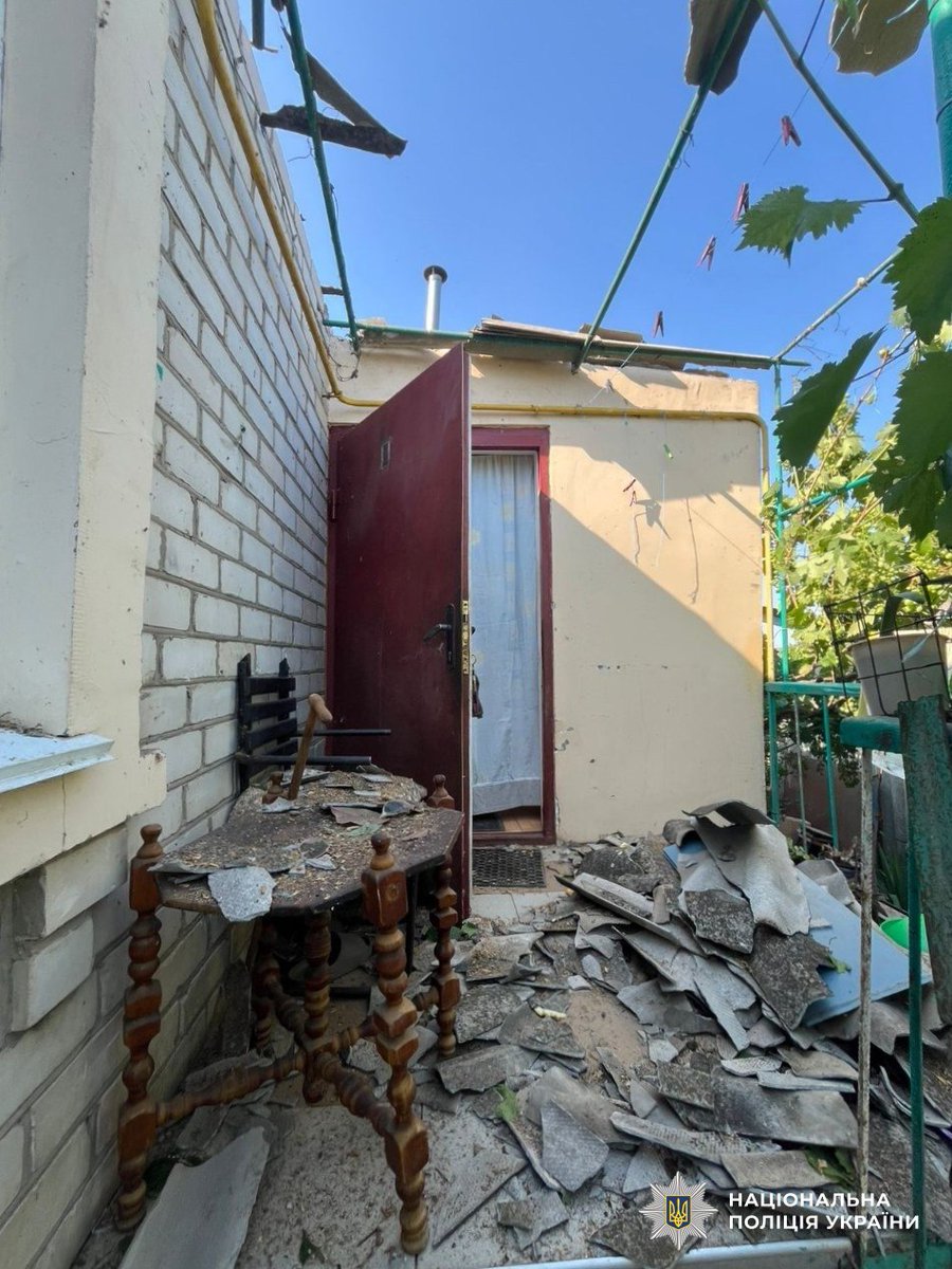 pogrebeckij's tweet image. Двох дітей(!) поранили росіяни на Херсонщині🤬
Вночі ворог обстріляв село Зорівка, це Білозерська громада. Під ударом опинилися 13-річні хлопчик і дівчинка. У них – контузії та черепно-мозкові травми, медики надали всю допомогу.