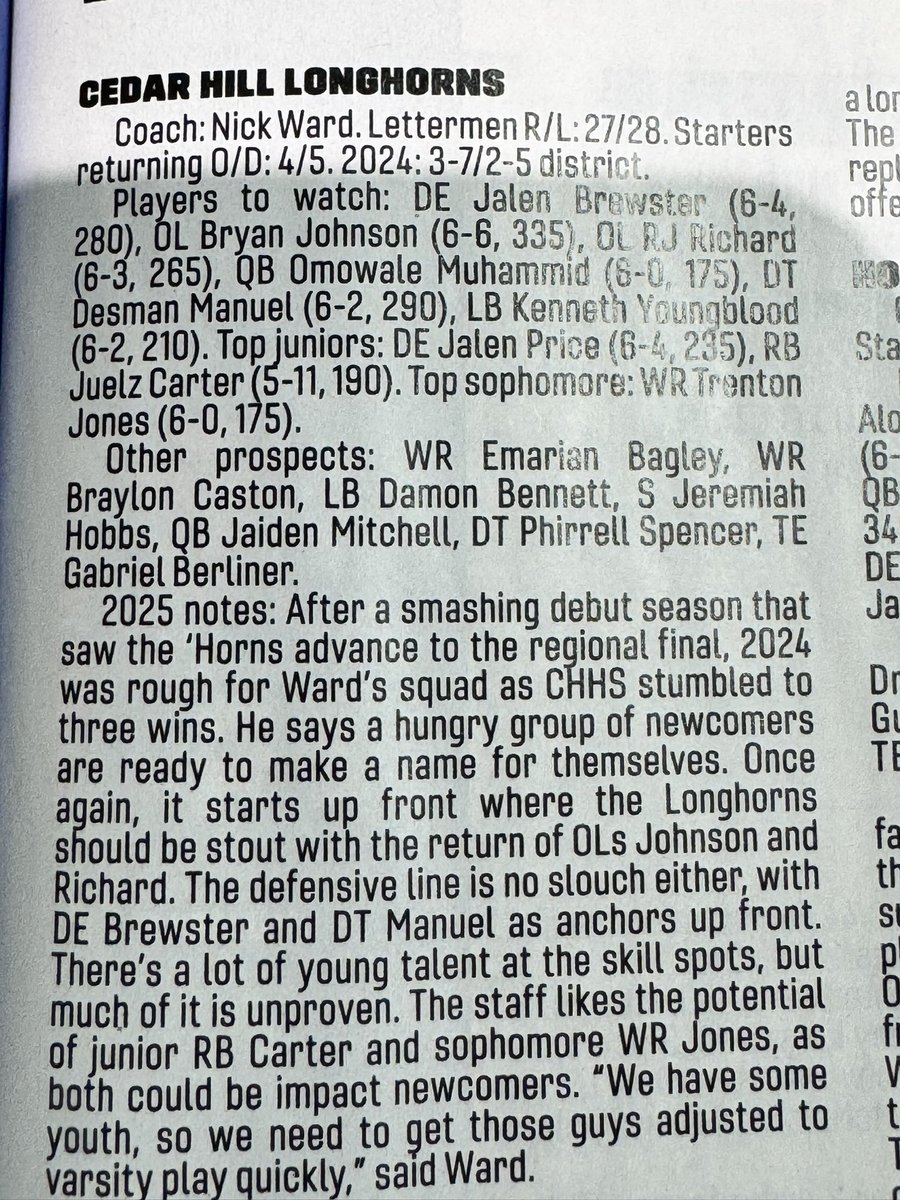_RL_Martin's tweet image. Next up
@CHLonghorns 

This team’s strength is the trench men

Offensive Line
@BryanJohnson26_ is a specimen that meets the eye test standing 6’6 335 with a long wing span and good feet

Defensive Line
@j8ylen_  is a dominant disruptor that can play edge and interior with the…