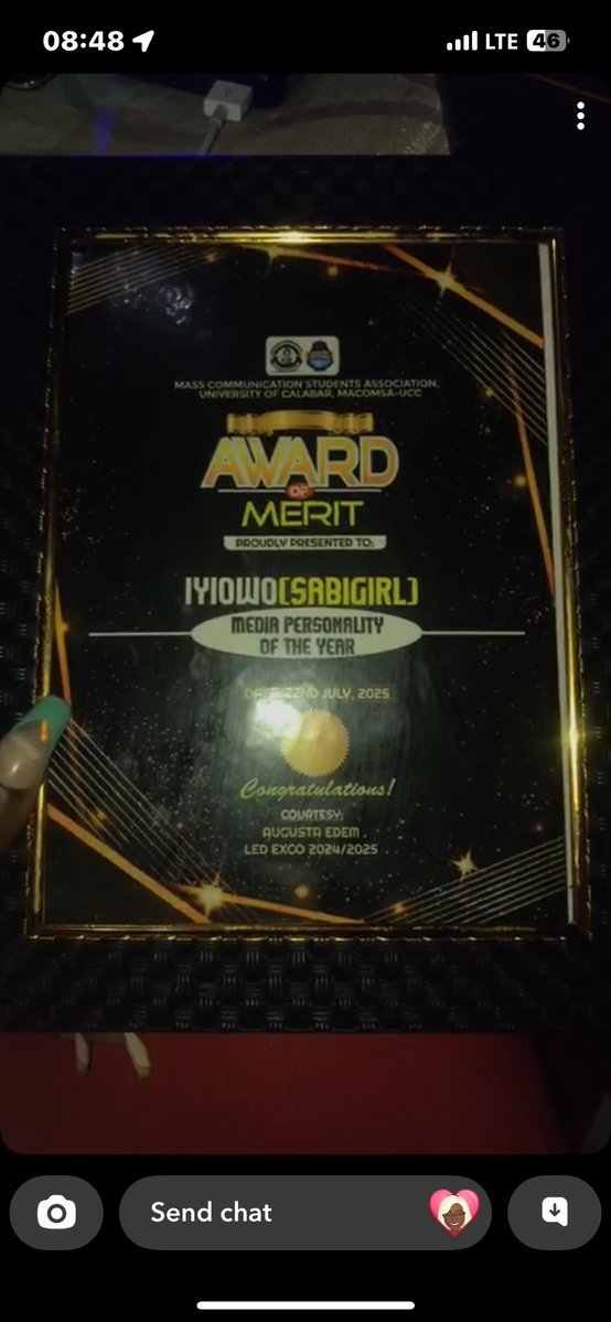 iyiowofavour's tweet image. Guys I won an award as media personality of the year in my department 🤭🤭🤭