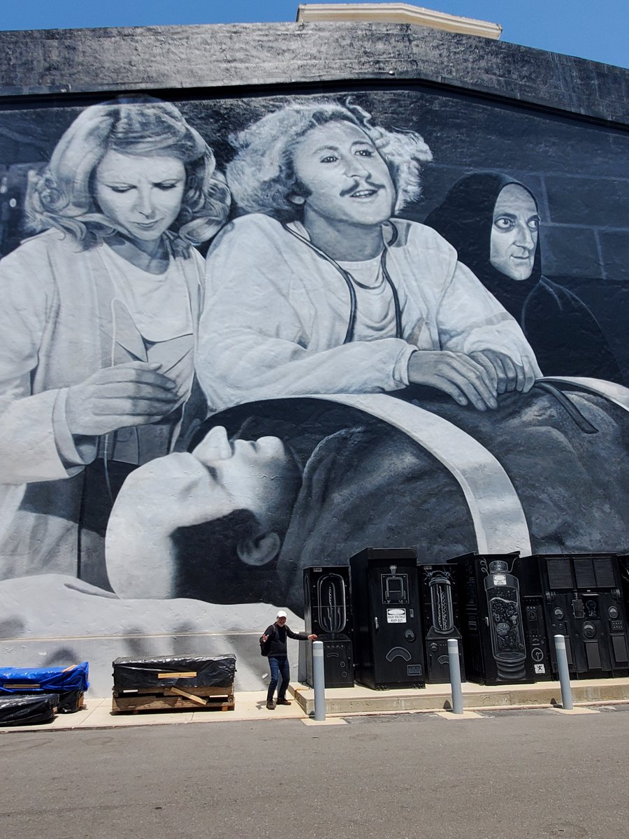 kershed's tweet image. Here I am "Putting on the Ritz" at Stage 5 at Fox Studios, where Young Frankenstein was shot, as well as John Ford's The Grapes of Wrath, noirs Nightmare Alley and Niagara (with Marilyn Monroe), Fantastic Voyage (Raquel Welch), and the TV series Lost in Space. What a place!