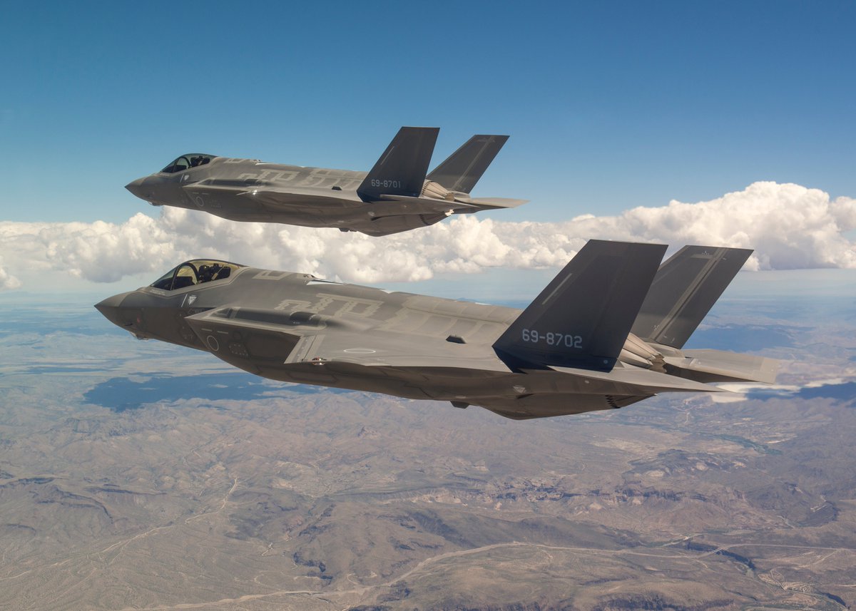 jointstaffpa's tweet image. 昨日、日本海において領空侵犯のおそれがあったため、空自北部航空方面隊の戦闘機が緊急発進し、対応しました。防衛省・自衛隊は、引き続き、我が国の領域と国民の皆様の平和な暮らしを守るため、24時間365日、対応に万全を期していきます。※写真は資料画像
#航空自衛隊 #スクランブル #F15