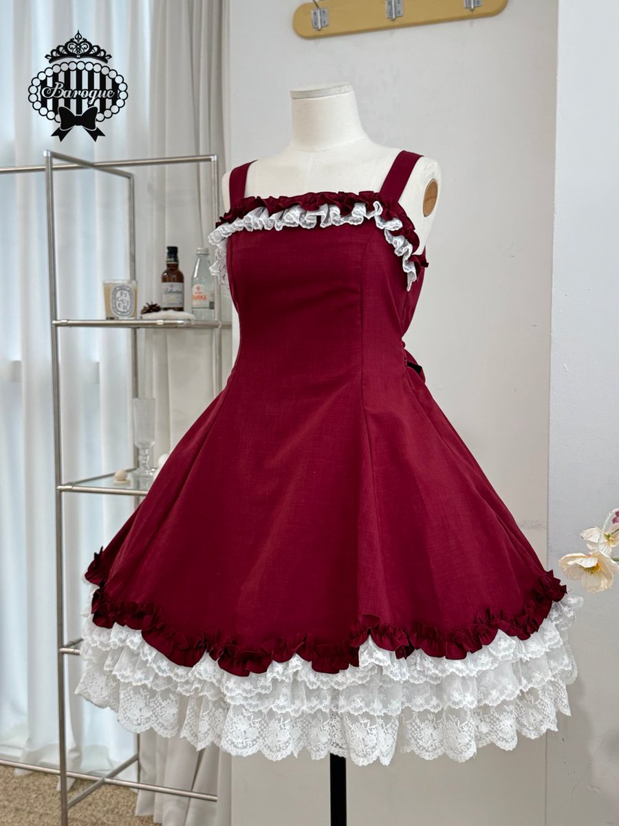 お値下げ致しました。新品アルベロベロのジャンバースカート お値下げ致しました。新品アルベロベロのジャンバースカート