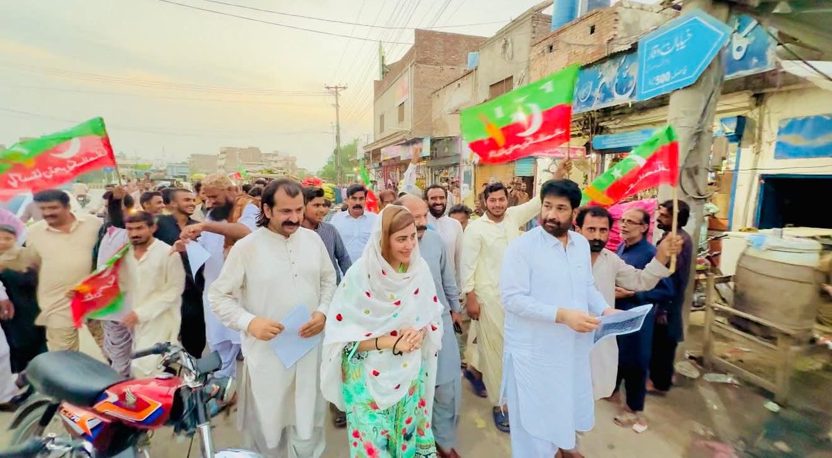 ahmad__bobak's tweet image. زرتاج گل کی ڈیرہ غازی خان میں 5 اگست کے حوالے سے کمپین شروع