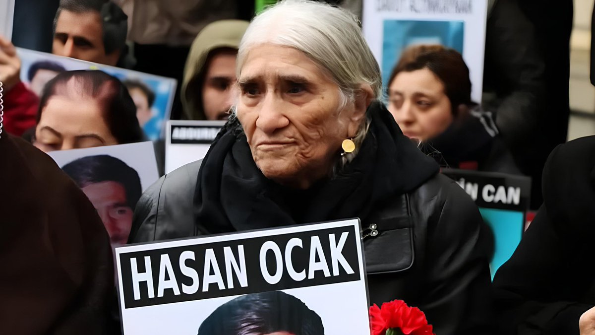 Evlat nöbetinde bir ömür...

#emineocak