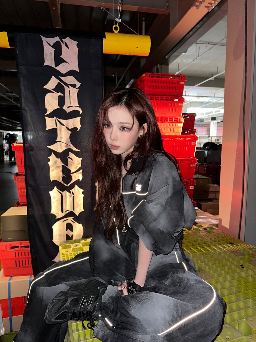 aespa_official's tweet image. 𝖙𝖍𝖆𝖙’𝖘 𝕯𝖎𝖗𝖙𝖞 𝖂𝖔𝖗𝖐
#aespa #æspa #에스파
#DirtyWork #aespaDirtyWork