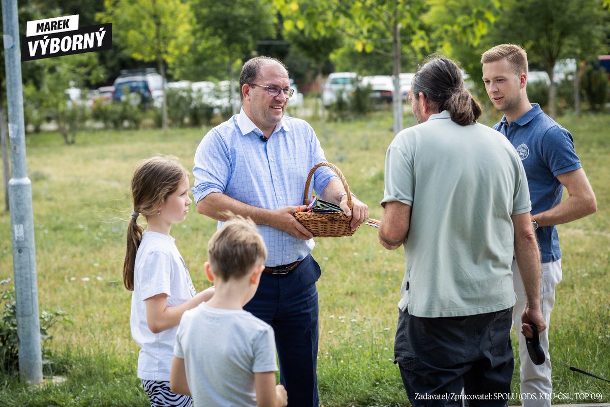 MarekVyborny's tweet image. Kampaň v Praze společně s lídrem KDU-ČSL v Praze @MUDr_TomPhilipp 💛
Zastavili jsme se za vámi v Parku Přátelství na Proseku – díky všem, kdo se s námi zastavili na kus řeči.
Vaši podporu cítíme a jedeme dál naplno!
TEĎ NENÍ ČAS TO VZDÁT! 💪