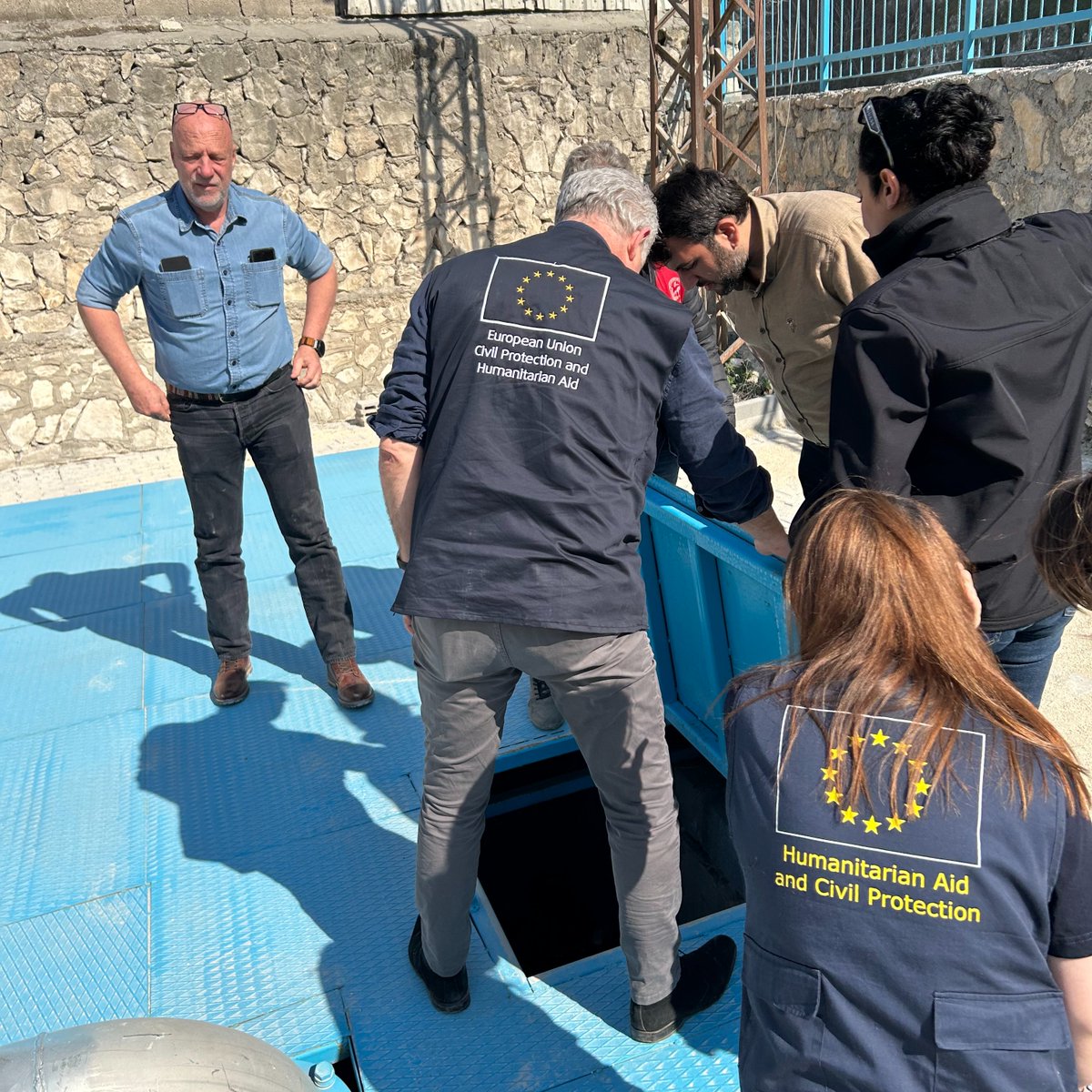eu_echo's tweet image. The 2023 earthquakes in Türkiye severely damaged water infrastructure in Hatay.
With EU support, @IOMTurkiye rehabilitated a water pumping station, restoring clean water access for over 25,000 people living in temporary accommodation centres. 💧