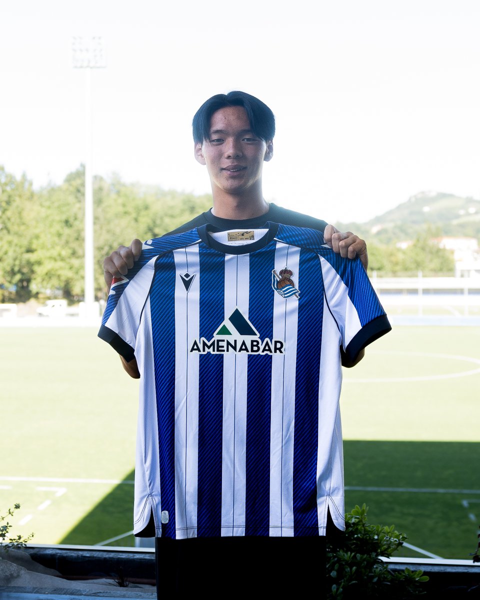 RS Zubieta (@rszubieta_) on Twitter photo ✍ Kazunari Kita, refuerzo para el Sanse.
🛡️ El defensa llega cedido por el <a href="/sangafc/">京都サンガF.C.【公式】</a>.
💙 ラ・レアルへようこそ! ✍ Kazunari Kita, refuerzo para el Sanse.
🛡️ El defensa llega cedido por el <a href="/sangafc/">京都サンガF.C.【公式】</a>.
💙 ラ・レアルへようこそ!
