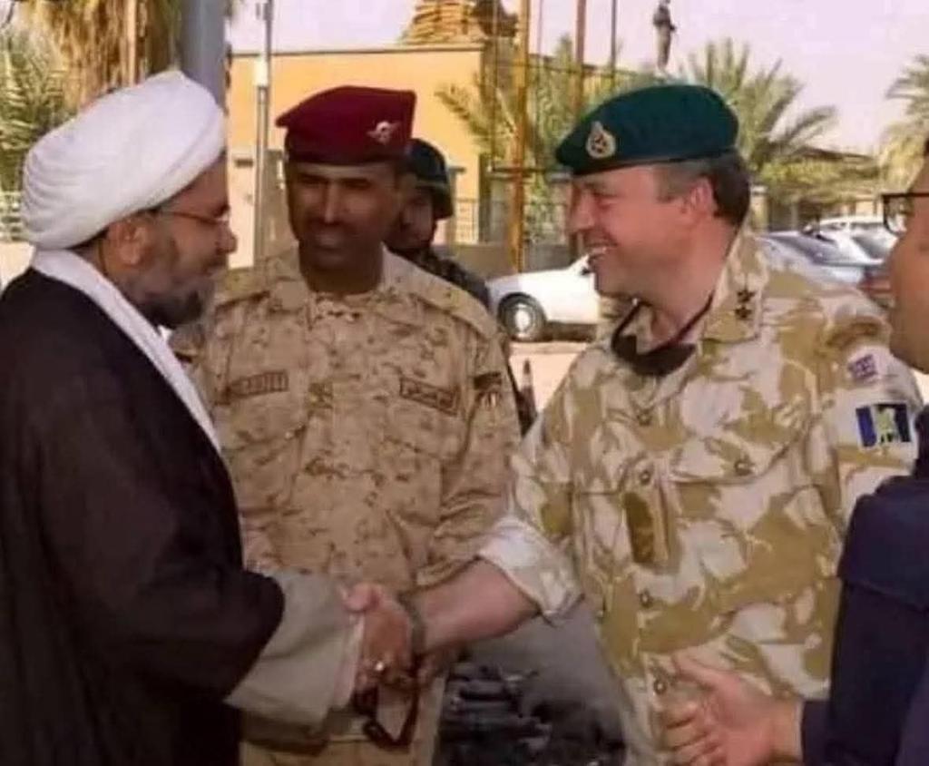 مستر جهاد التبيين فريضة فورية .

لا تتوقع أن أحداً ورّط نفسه كما ورّط جماعة "جــهاد التبيين" أنفسهم .
فقد أظهر الأخوة في التيار الوطني الشيعي كل أرشيفهم عندما كانوا يعملون مع القوات المحـتلة ..