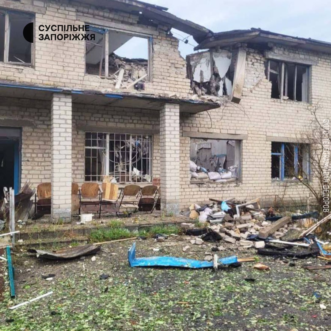 pogrebeckij's tweet image. 456 ударів по 12 населених пунктах Запорізької області завдали російські військові впродовж 22 липня
328 БпЛА різної модифікації (переважно FPV) атакували Малокатеринівку, Григорівку, Біленьке, Кам'янське, Гуляйполе, Малинівку, Щербаки, Новоданилівку, Малу Токмачку та Чарівне.