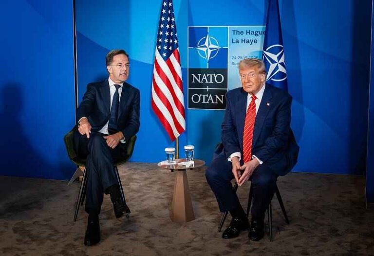 KKurzex's tweet image. EU:ssa Trumpin asekauppaa Kiovan kanssa vastustetaan yhä enemmän pressi.net/eussa-trumpin-…