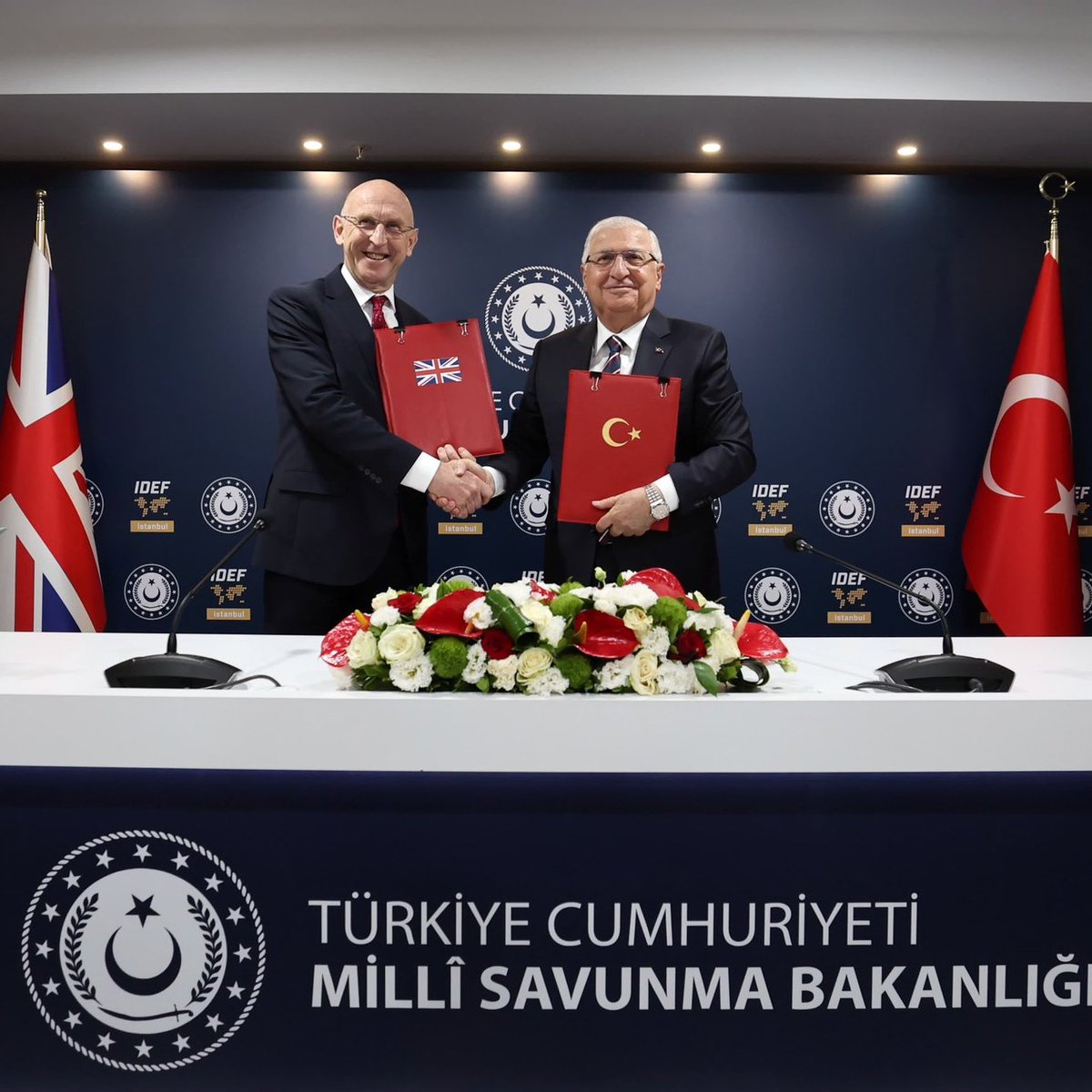 bosunatiklama's tweet image. Türkiye ve İngiltere arasında, Eurofighter savaş uçakları için kapsamlı Mutabakat Zaptı imzalandı.
