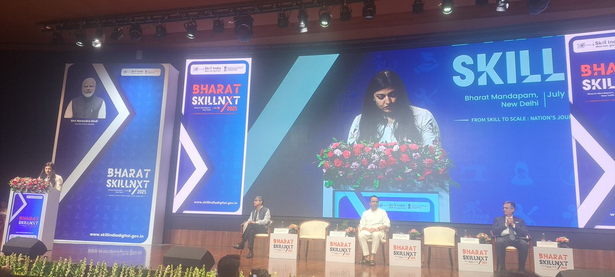 10 years of <a href="/MSDESkillIndia/">Skill India</a>  ..at Bharat SKILLNXT was a celebration of the achievements and progress of this fundamental pillar of the future of our country ...Skilling ..we at <a href="/nsdc/">noemi sagana</a> and <a href="/nasscom/">nasscom</a> <a href="/nasscomfs/">nasscom FutureSkills</a> extremely enthused by the announcement by <a href="/jayantrld/">Jayant Singh</a> on india to lead