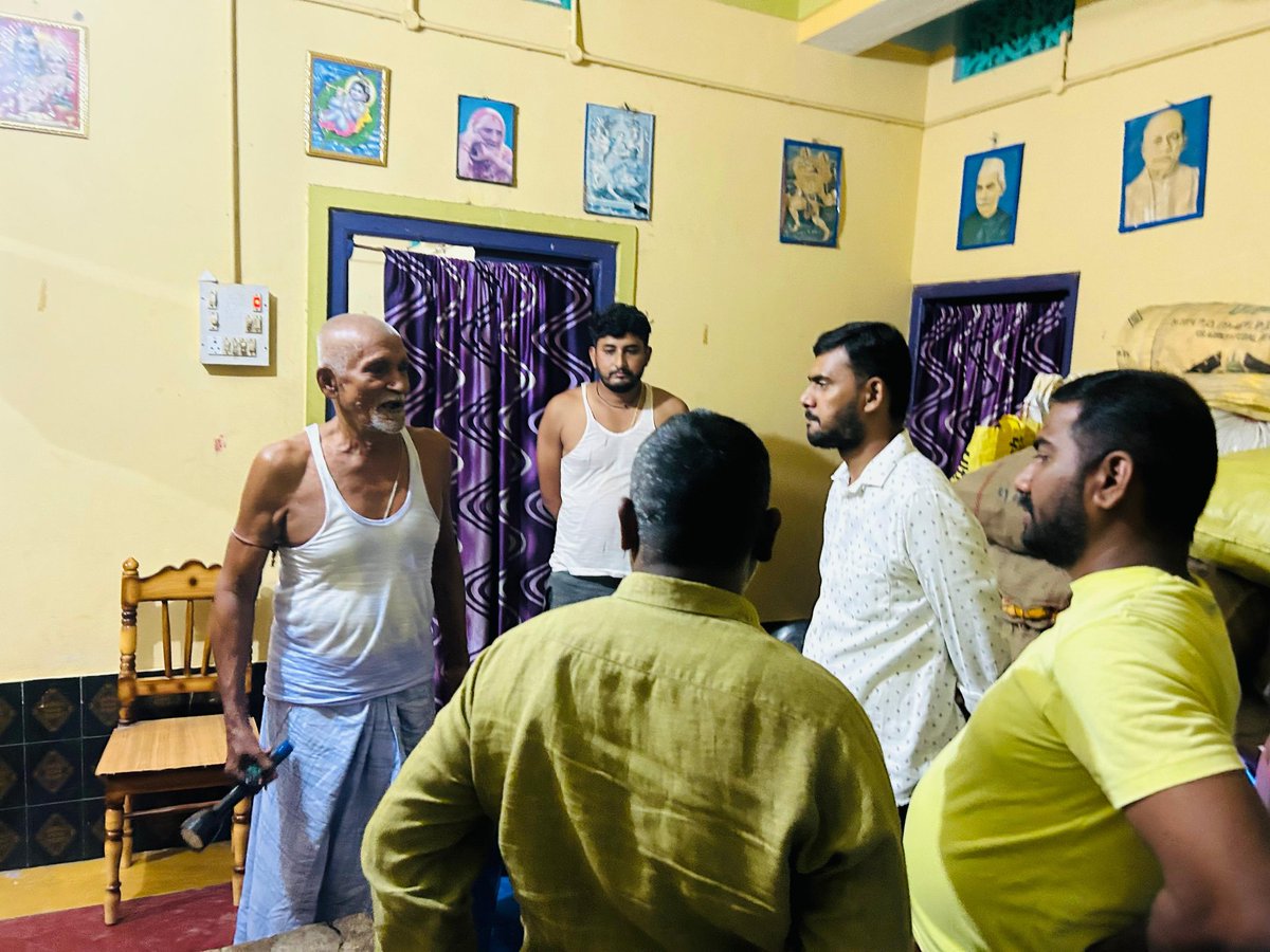 📍बछवाड़ा विधानसभा क्षेत्र

अपनों संग मुलाकात 😍

लोगों का स्नेह और समर्थन हमें नए जोश और बदलाव की राह दिखा रहा है।