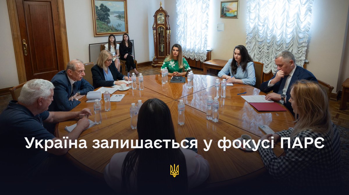 APUkraine's tweet image. Заступник керівника Офісу Президента України Ігор Жовква провів зустріч із депутатом Палати депутатів Італії, членом Комітету з політичних питань і демократії Парламентської асамблеї Ради Європи П’єро Фассіно. Він перебуває в Україні з підготовчим візитом у межах роботи над…