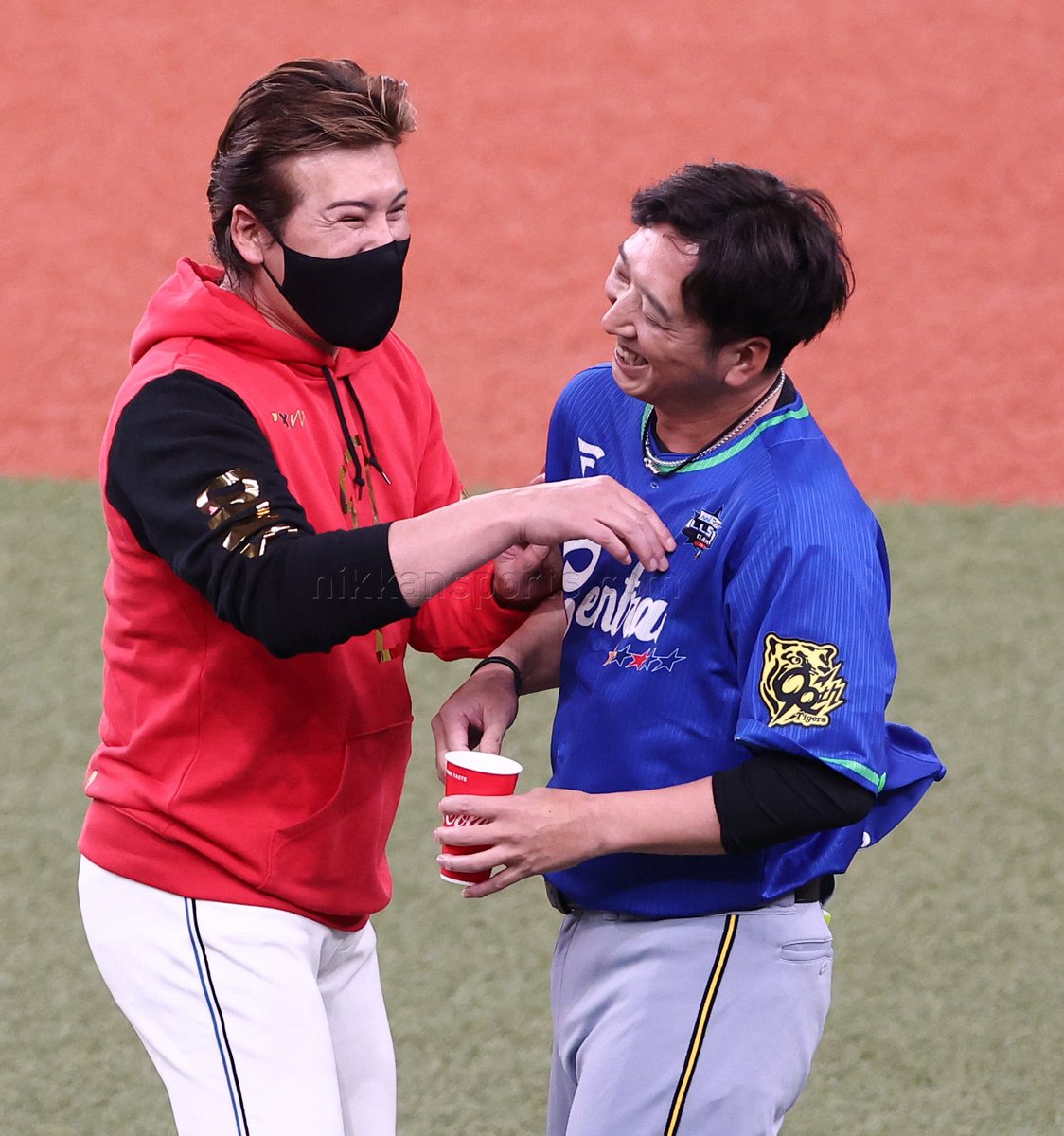 【オールスターこぼれショット📸】
新庄監督と藤川監督