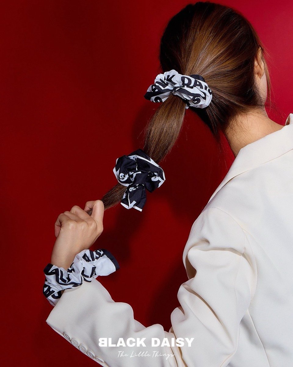 BLACKDAISYBD's tweet image. NEW ARRIVAL
The Little Things Collection
28 July 2025 at 06:00 PM (GMT+7)
Available in Black & White /Set
On 3 platforms:
TIKTOK | SHOPEE | LINE MY SHOP
#blackdaisybd