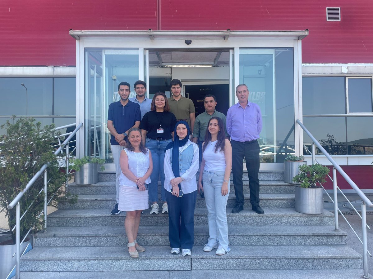 indexgrup's tweet image. “Anadolu’nun Genç Yüzü Bilişimle Aydınlanıyor” programı kapsamında genç yeteneklerimizle birlikte grup şirketimiz Teklos AŞ’nin lojistik merkezini ziyaret ettik.
 
Lojistik iş süreçlerini yakından gözlemledik, ilham veren deneyimler edindik.

#AGYBA #StajProgramı