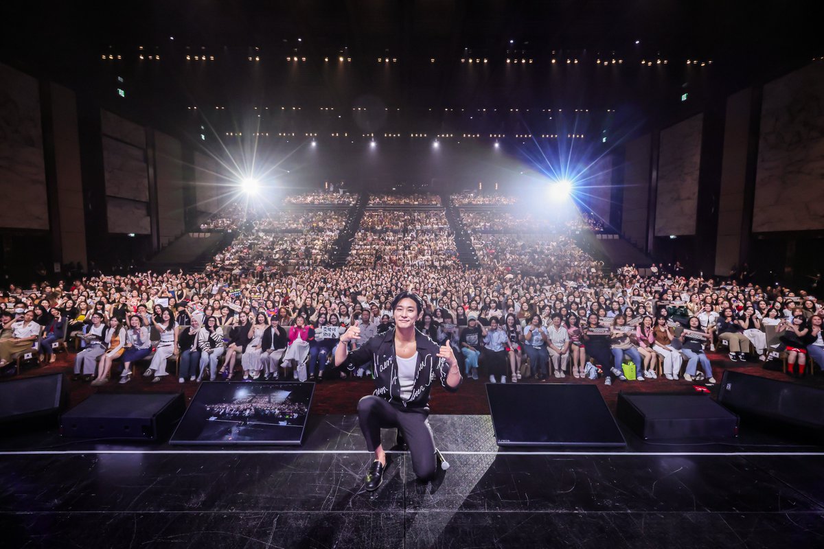 KAOHIT_ENT's tweet image. หล่อ แรร์แบบไม่มีใครแทนได้!  “จูจีฮุน” เปิดมุมขี้เล่น สายเปย์ใจดี เซอร์วิสฉ่ำ!
“2025 &amp;lt;JU JI HOON Asia Tour Fanmeeting &apos;JUNIVERSE&apos; in BANGKOK&amp;gt;&quot; คุ้มค่าสมการรอคอย
#JUNIVERSEinBKK #2025JuJiHoonFMinBKK
#จูจีฮุน #JuJiHoon #주지훈
#BlitzwayEntertainment #Jharmony
#GrandPrix…