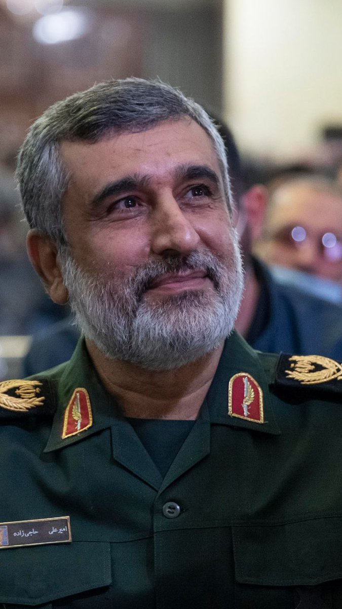 hashemnikzad_ir's tweet image. ای دلا دیدی که حاجی زاده هم رفت ....
#فالوبک_فوری
#حمايت_انقلابى