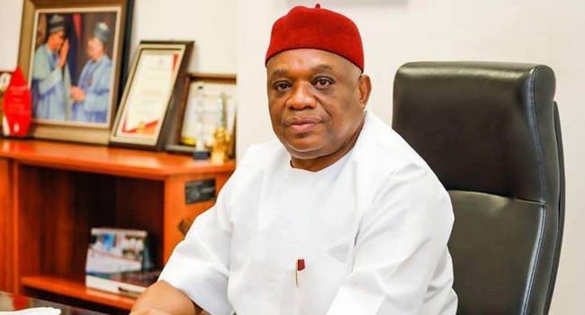 UnkleAyo's tweet image. Orji Uzor Kalu.
Executed a 7.65B fraud during his time as Governor.
He was also accused to have withdrawn 460M from the state account between July & Dec 2002.
Sentenced to 12 years in Prison in 2019, became a Senator same year. Still a senator.
These are your leaders.