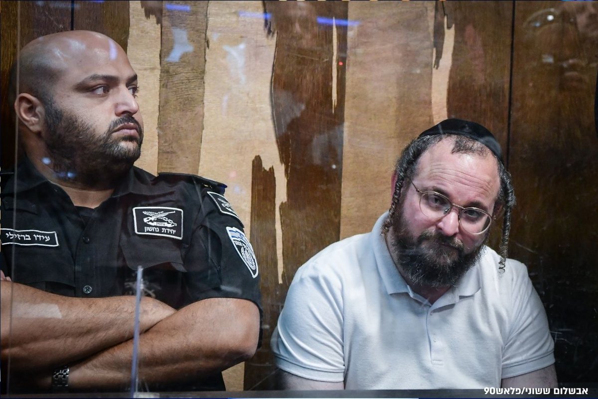 GLZRadio's tweet image. כתב אישום בגין עבירות מין חמורות, יוגש נגד חיים רוטר יו״ר ארגון השומרים בבני ברק
@eli_zil