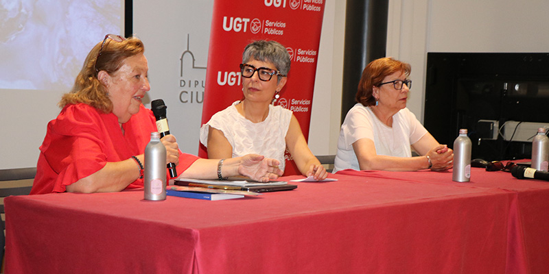 ugt_ensenanza's tweet image. Nuestro curso de teatro en Almagro (Ciudad Real) ya está a pleno rendimiento.
Mañana le haremos entrega al actor Juan Echanove del Premio Lorenzo Luzuriaga.
ugt-sp.es/el-curso-de-te…