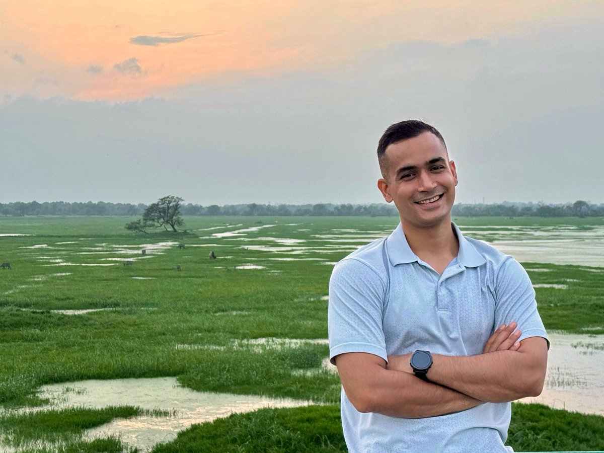 अलविदा भरतपुर 

“ज़िंदगी किसी मेले की तरह है — रंग बहुत हैं, रास्ते बहुत हैं, पर हाथ में सिर्फ़ एक टिकट होता है।
तुम चाहो तो झूला झूल लो, पर फिर जलेबी छूट जाएगी।
तुम चाहो तो तमाशा देख लो, पर फिर बांसुरी की धुन खो जाएगी।
यह जीवन ऐसे ही है — हर मोड़ पर चुनाव, हर चुनाव के पीछे एक