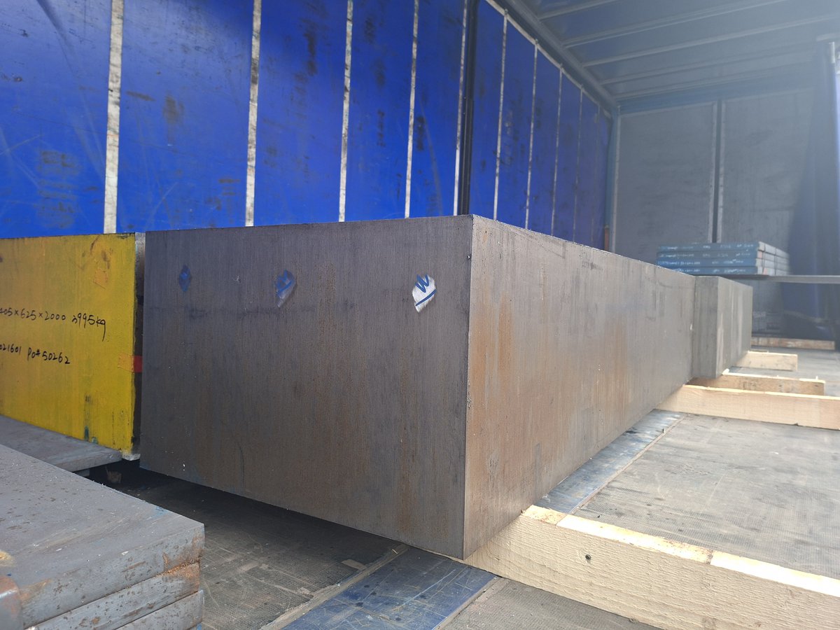 steelexpress's tweet photo. Good morning!!!

More stock arrived today, P20 Blocks &amp; D2 plates in a variety of thicknesses!!

Ask us about our priority cutting service... we can offer a same day / next day service!!!

Contact us on 01902 716333 / sales@steelexpress.co.uk https://t.co/enQr6xnRej