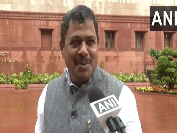 ani_digital's tweet image. "Election Commission has no practical knowledge": JDU MP Giridhari Yadav criticises SIR
Read @ANI Story | aninews.in/news/national/…
#ElectionCommission #JDU #SIR