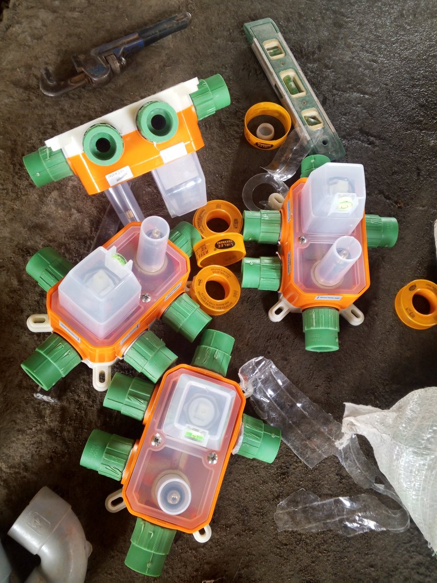 PrinceGraphs248's tweet image. 🚿🔧 Plumbing in progress! Prepping multi-outlet concealed shower mixer units with precision and quality components. Perfect alignment and watertight seals are key 🔩💧
#PlumbingLife #ConstructionSite #BLACKPINk #nairobi #thikaroad