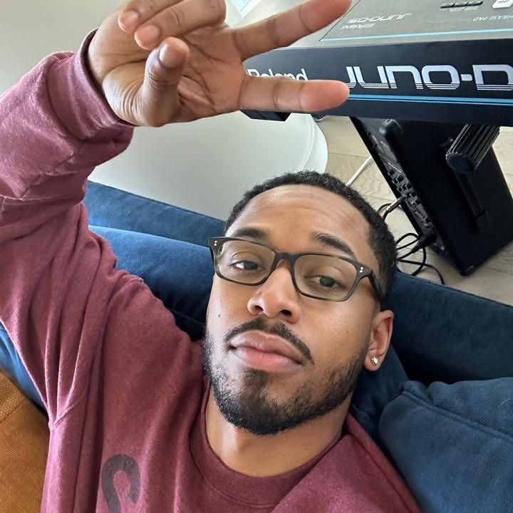 kelvinhjrdaily's tweet image. Happy 31st birthday to the talented kelvin harrison Jr. 🎂🤍