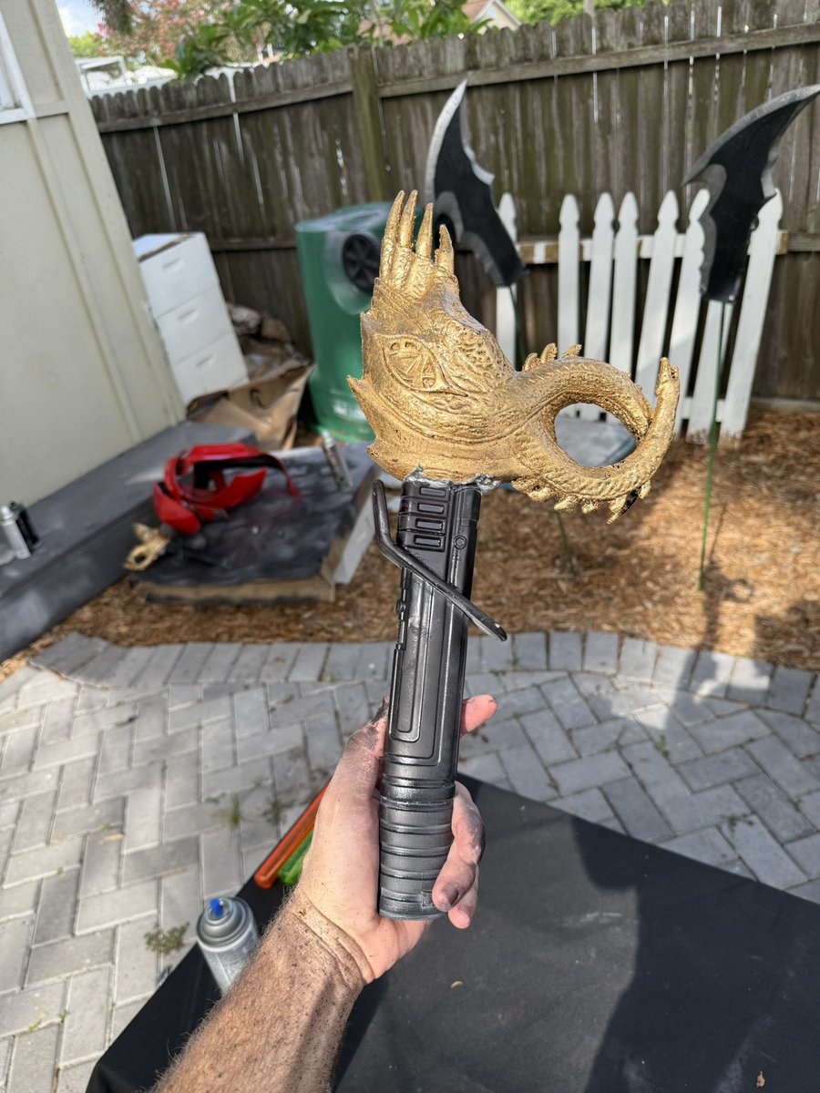 knightalorian's tweet image. This just keeps getting more and more ridiculous