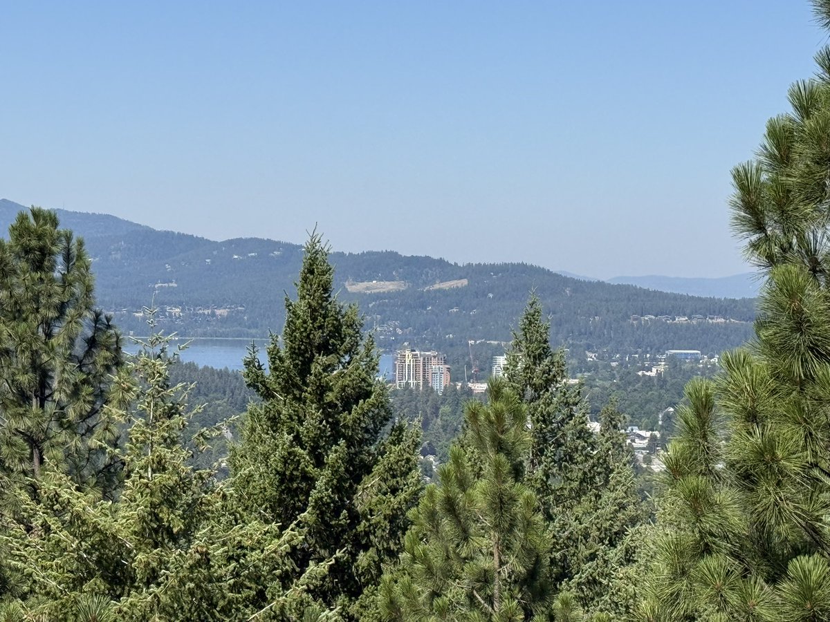 Sammitdamit's tweet photo. Job site with a view, Looking at lake coeur d'alene. https://t.co/YnbAwNlXRr