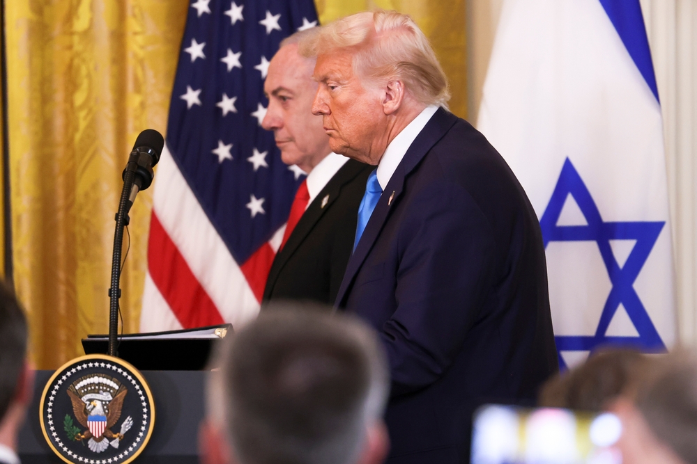 EndTimeHeadline's tweet image. Trump ‘caught off guard’ by Israel’s actions in Gaza and Syria last week as skepticism of Netanyahu grows inside White House.
endtimeheadlines.org/2025/07/trump-…