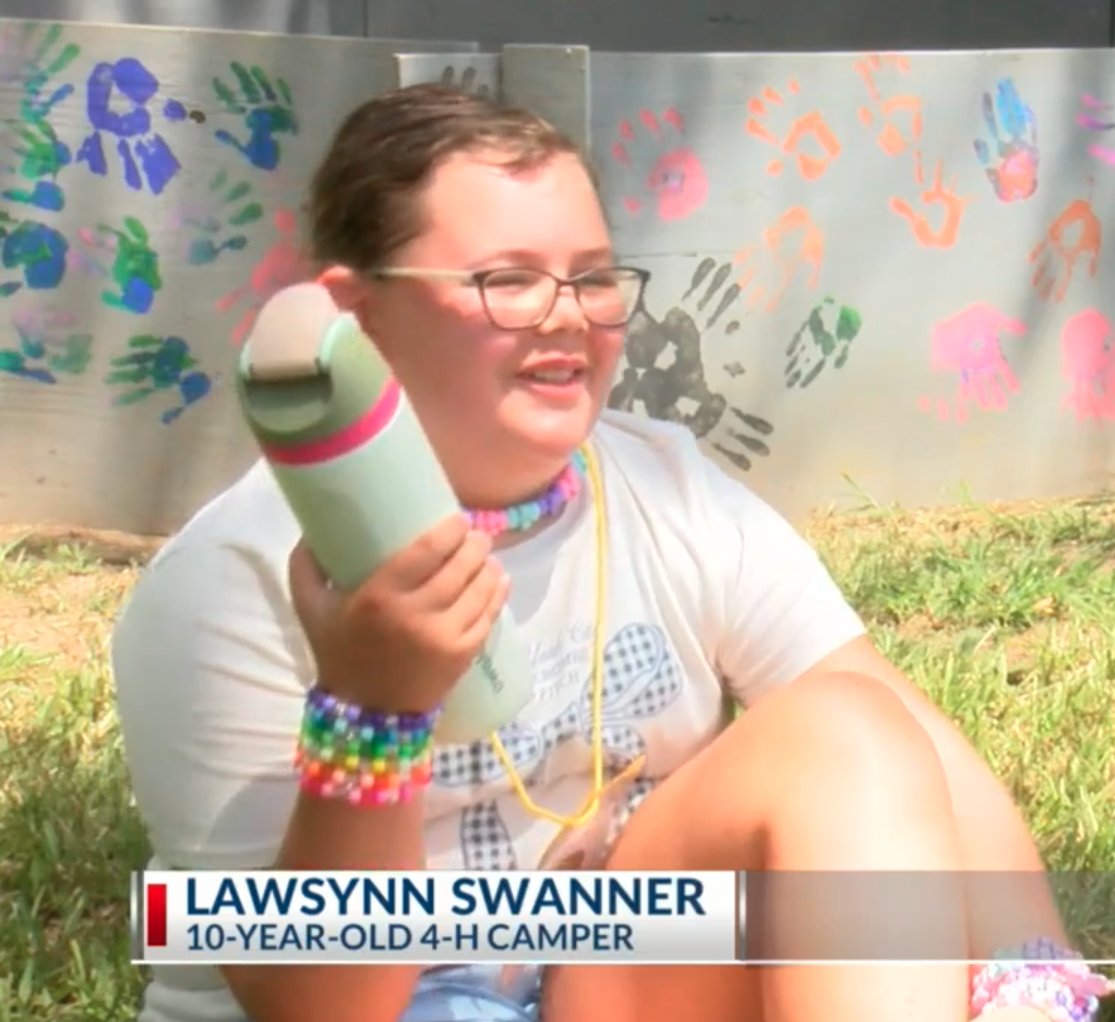 AginArk's tweet image. Shade and indoor activities are two of the ways @Arkansas4HCamps keep kids safe, says Eric De Vries.
De Vries spoke to @KARK4News' @NealeZeringue yesterday about staying safe in the extreme heat.
kark.com/news/local-new…