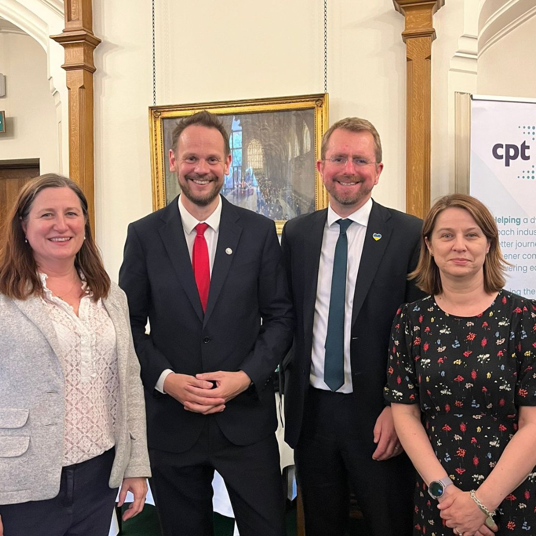JohnSlinger's tweet image. Great to meet Minister @simonlightwood and colleagues at the parliamentary reception with bus companies and CPT. We discussed how the Bus Services Bill will empower local councils to improve bus services for communities. Also met Stagecoach on their new electric fleet launch.
