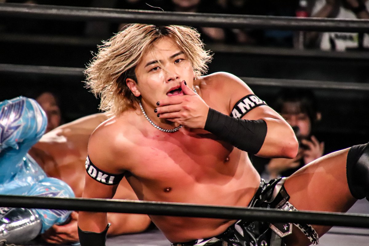 25/7/23 #DragonGate 新宿
カッコ良いなぁ。政岡くんはまだまだこんなもんじゃないと思うので、本戦にもし来てくれるなら嬉しいんだけど、ドラゲーは選手が多いし、本人も売れっ子なのでなかなかかなぁ
#武勇伝_令 #政岡純