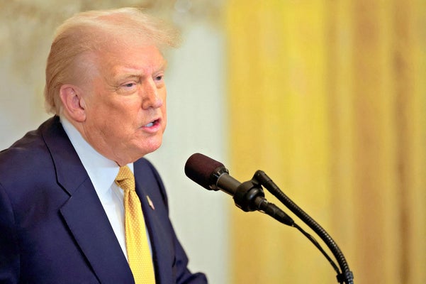 livedoornews's tweet image. 【主張】トランプ大統領、オバマ氏を「追い詰める時が来た」 疑惑でっち上げられたと捜査求める
news.livedoor.com/article/detail…
2016年大統領選の「ロシア疑惑」を巡り、オバマ氏や政権高官らが疑惑をでっち上げたとして捜査を求めた。トランプ大統領は、オバマ氏は「反逆罪」に当たると主張している。
