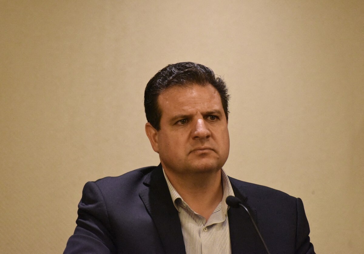 humanite_fr's tweet image. L’expulsion de la Knesset du député Ayman Odeh mise en échec !
➡️ l.humanite.fr/Hgu