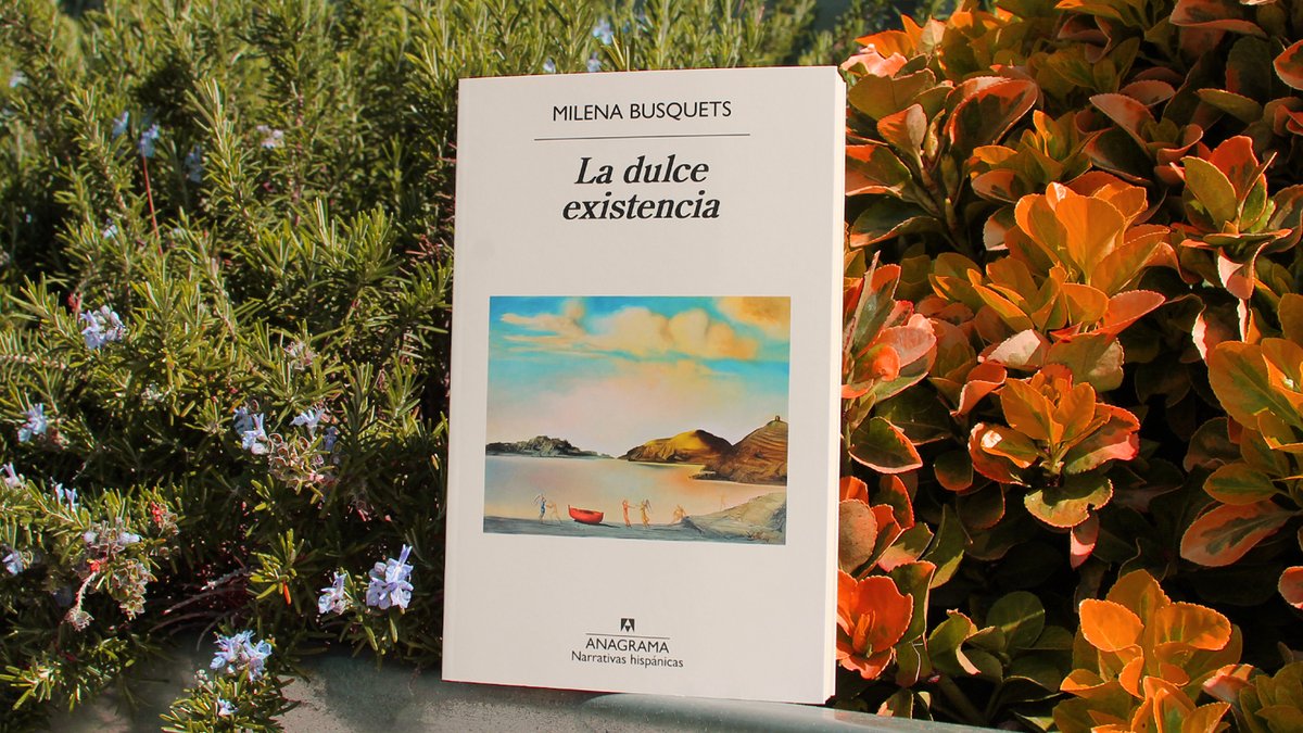 AnagramaEditor's tweet image. "El amor y la literatura son revelaciones (...) Cualquier persona que haya tenido, aunque sea una sola vez en su vida, aunque sea fugazmente, la idea de escribir un libro lo sabe, y los que se han enamorado también."
'La dulce existencia', de Milena Busquets.