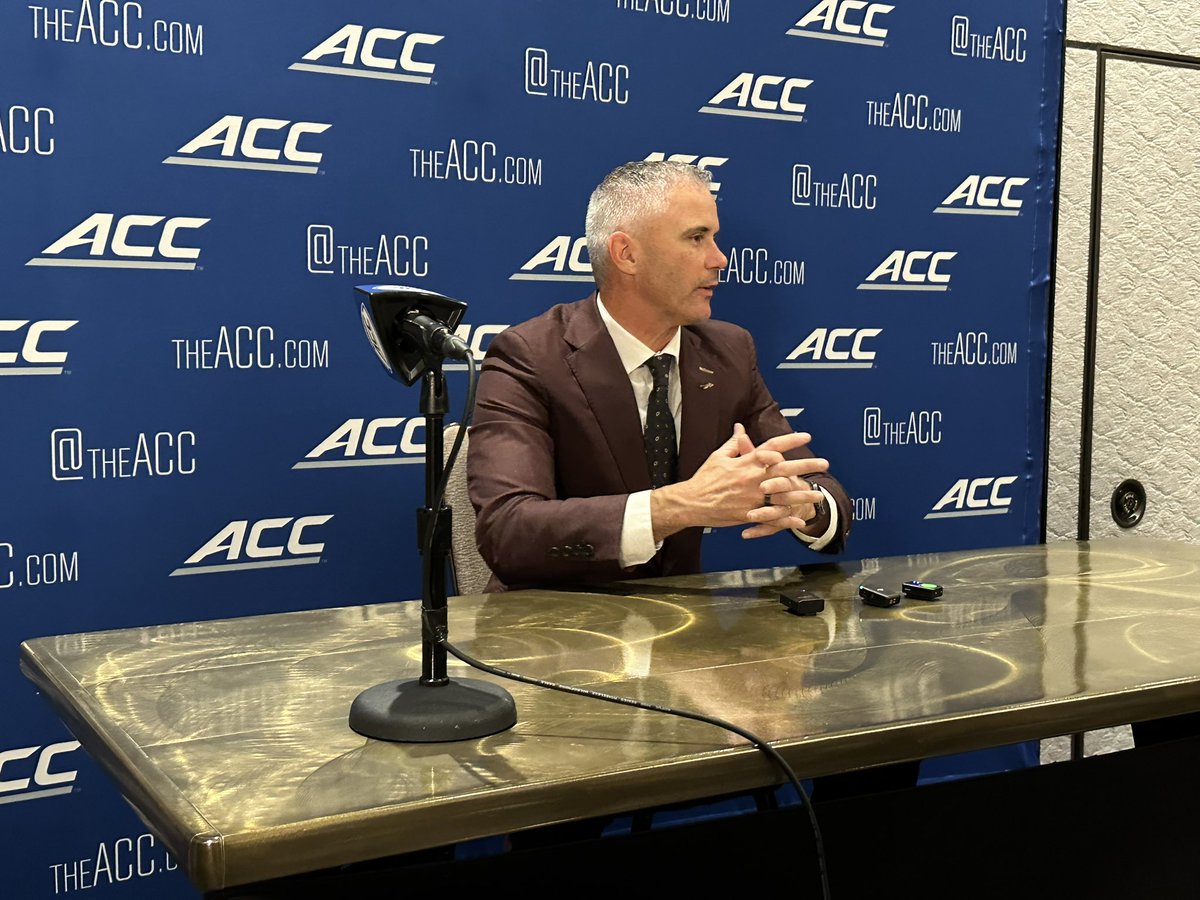 BSonnone's tweet image. Mike Norvell says that last year, there was a lot more “forced” team building activities. “There was a reason for that.”
Feels like he hasn’t had to force leadership to emerge this offseason, that’s a difference from last year he says.