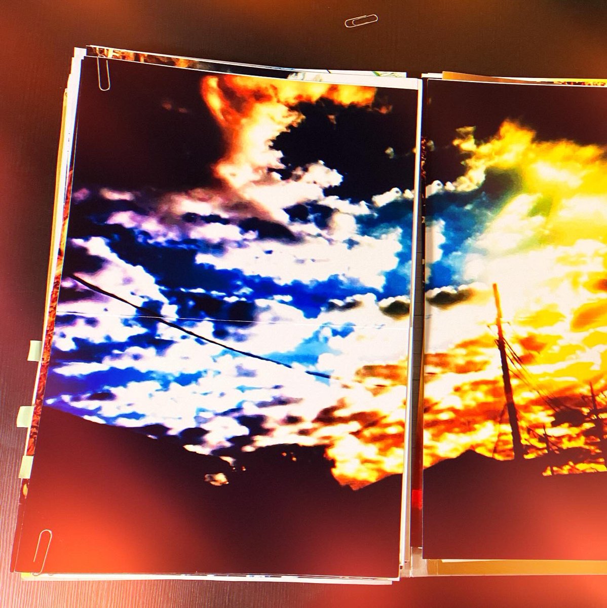 サンエムカラーさんで色校正前の作品集打ち合わせ…型押しの種類やら刷る部数やら…やりたい感じを何とか予算内でやって貰えることになり感謝です…今日もシノザワさん、モリシタさん有難うございます…引き続き宜しくお願いします…
#photo #art #photobook #meeting #sunmcolor #asteriskbooks