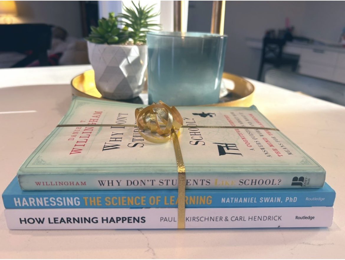 MmeLockhartLDS's tweet image. When one book just isn’t enough…
I’ve learned so much about the #ScienceOfLearning this past year thanks to these three incredible books:
📘Why Don’t Students Like School, by @DTWillingham
📘Harnessing the Science of Learning, by @NathanielRSwain
📘How Learning Happens, by…