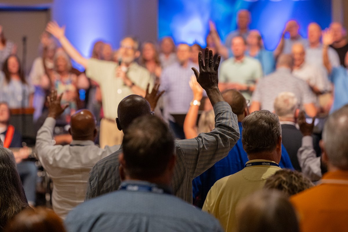 ABWE_Intl's tweet image. “Your first calling is not to the ministry. Your first calling is to the Master.” —Pastor Sam Polson
Day 2 of #MEConference2025 was a whirlwind, and day 3 is underway! We rejoice in the life-giving fellowship and worship and look forward to finishing strong today in Knoxville.